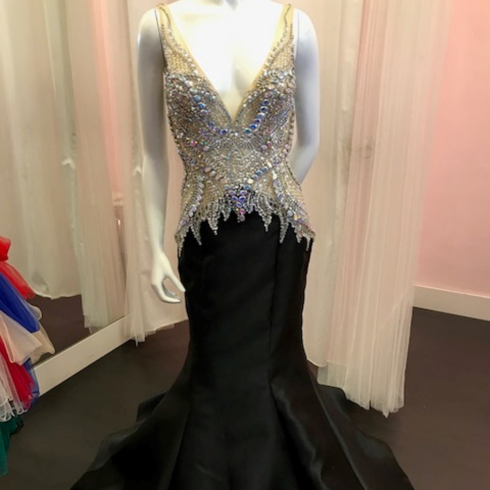 Jovani Black Prom Dress 99326 NWT size 6 - Picture 2 of 6